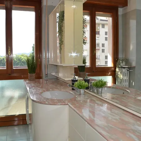 Big Romantic Lake View & Terrace Appartement