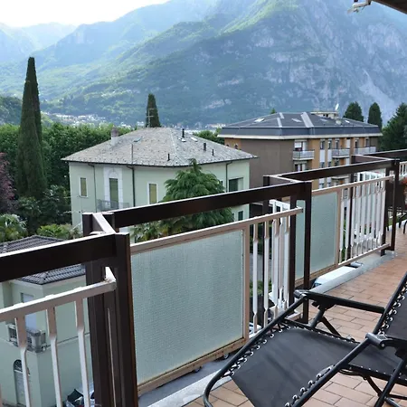 Big Romantic Lake View & Terrace Appartement Lecco