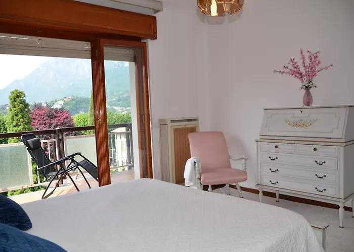 Big Romantic Lake View & Terrace *