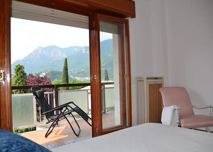 Big Romantic Lake View & Terrace Apartament Lecco