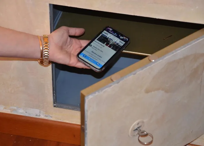 Big Romantic Lake View & Terrace