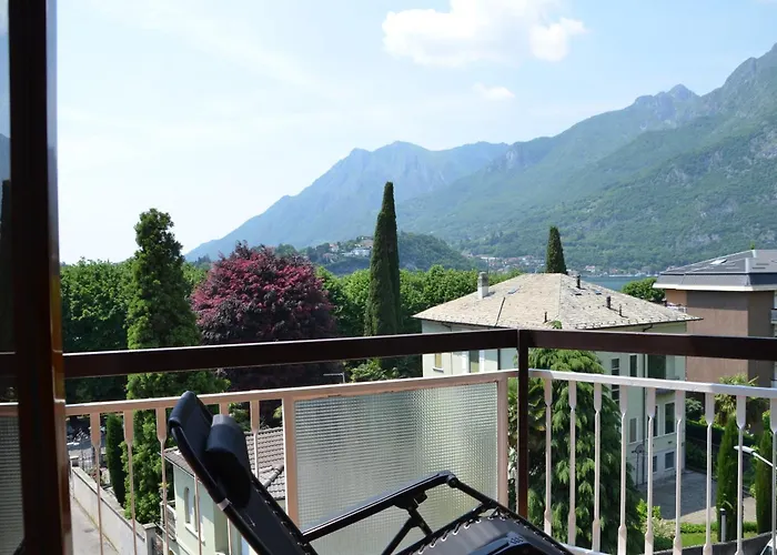 Big Romantic Lake View & Terrace شقة *