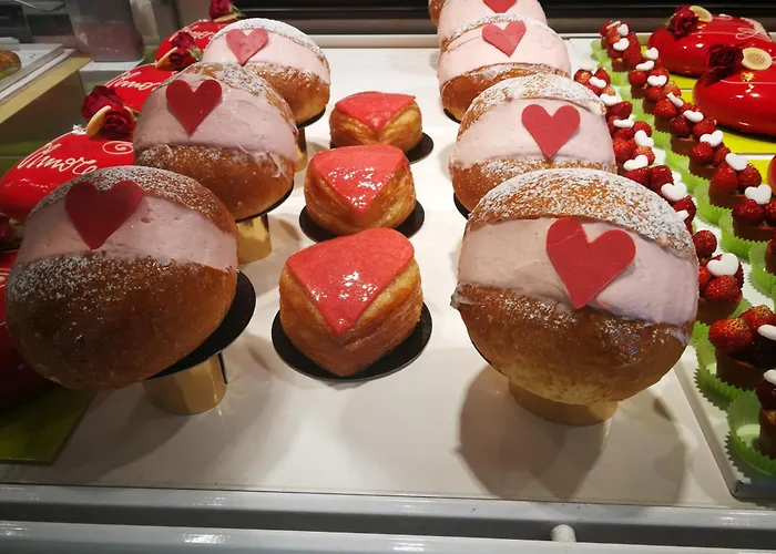 Big Romantic Lake View & Terrace Apartman *