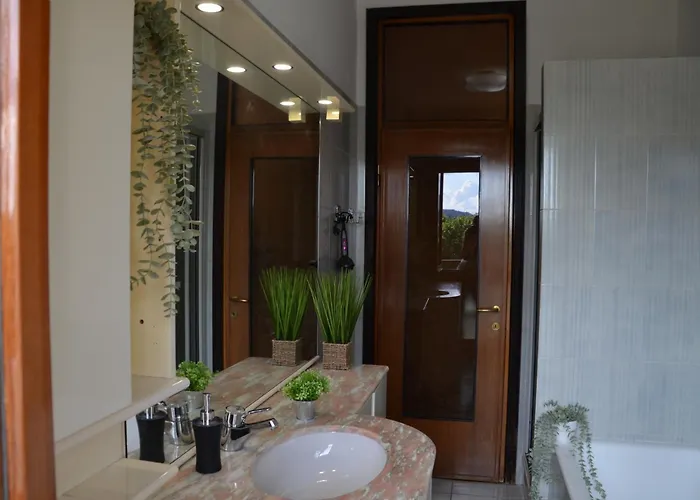 Big Romantic Lake View & Terrace *